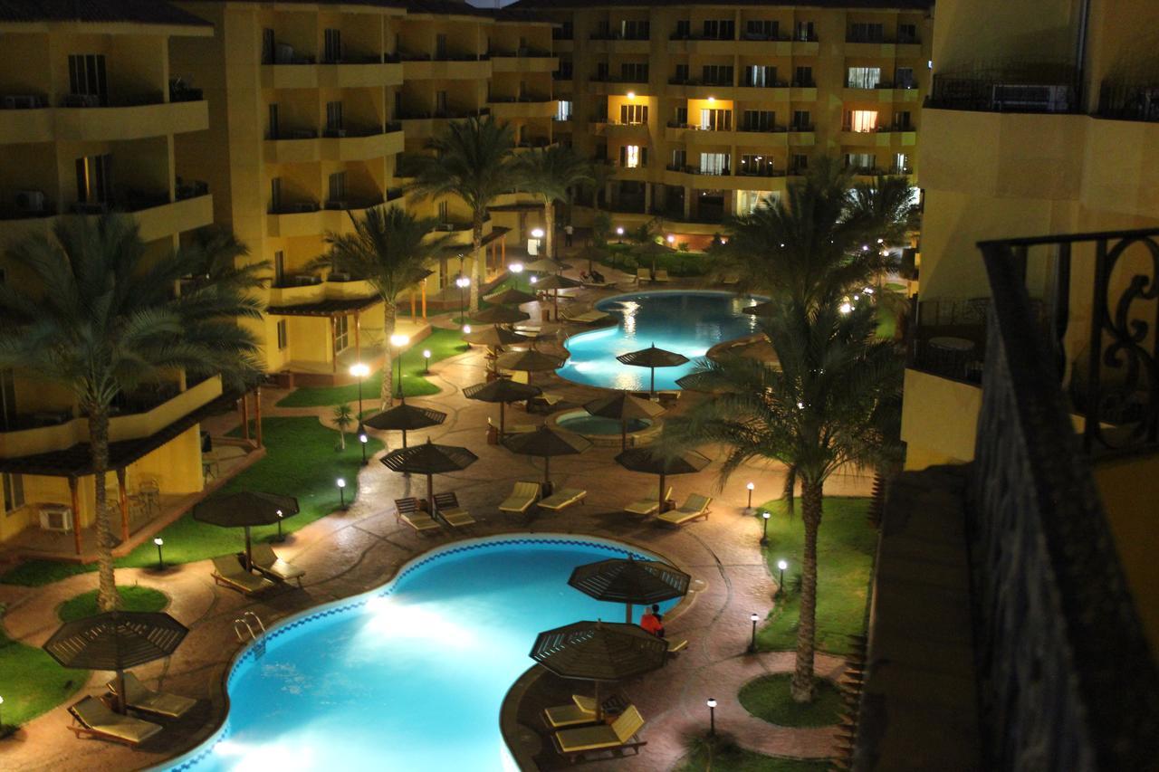Pool View Apartment at British Resort - Unit 02 Hurghada Eksteriør billede
